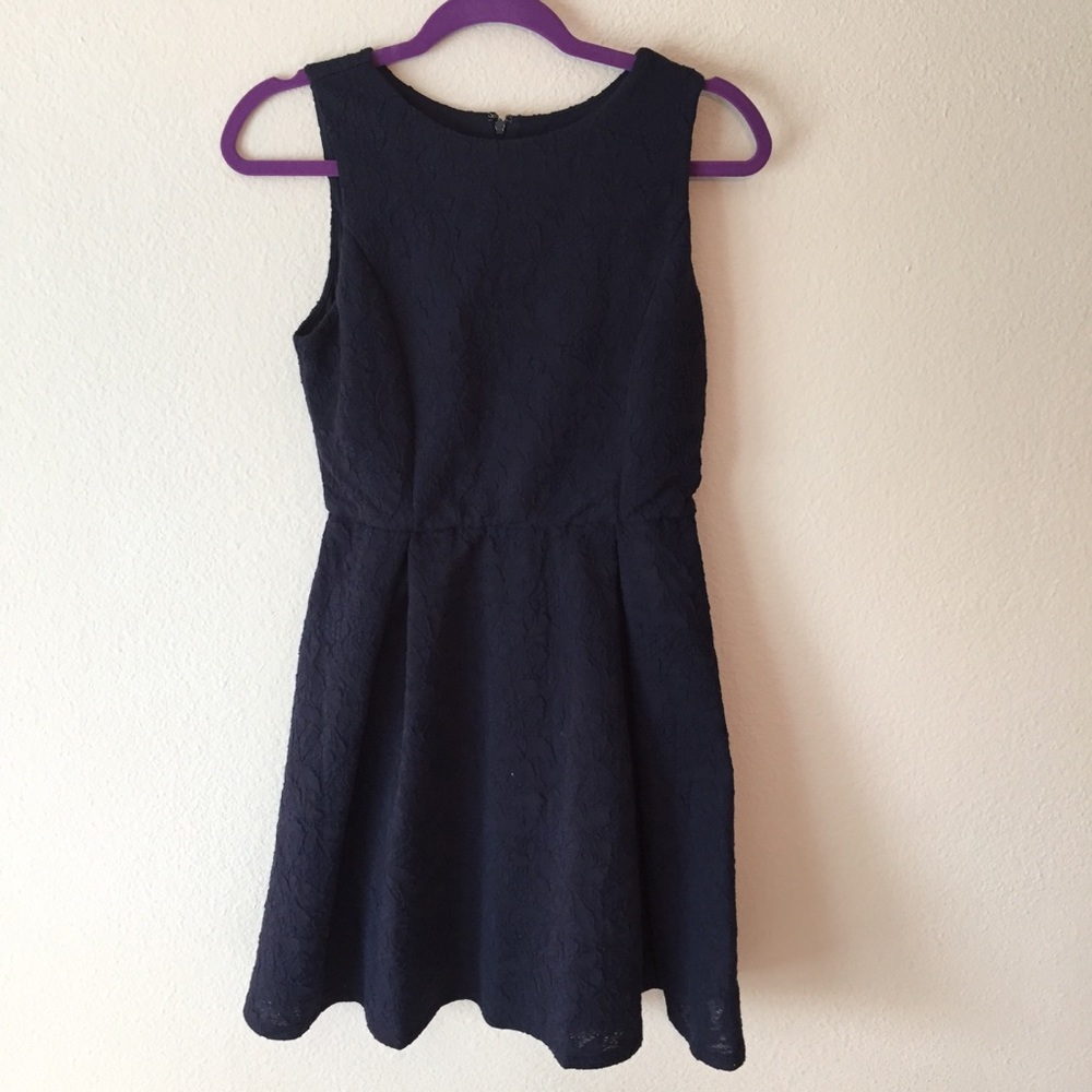 Ann Taylor size 2 Navy floral Scoop Neck Sun Dress